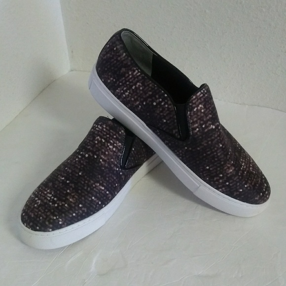 Tory Burch Shoes - NWOT Tory Burch Sports Shoes